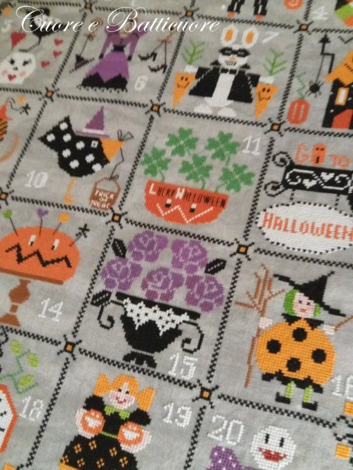 Cuore .. Shabby Halloween Calendar